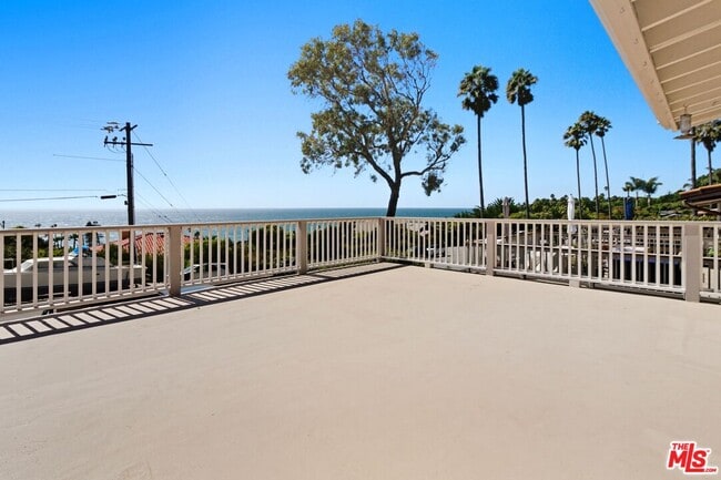 property at 11861 Ellice St