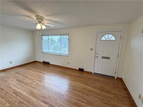 314 N Highland Ave in Cheswick, PA - Building Photo - Building Photo