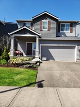 15353 SE Granite Dr in Damascus, OR - Building Photo - Building Photo