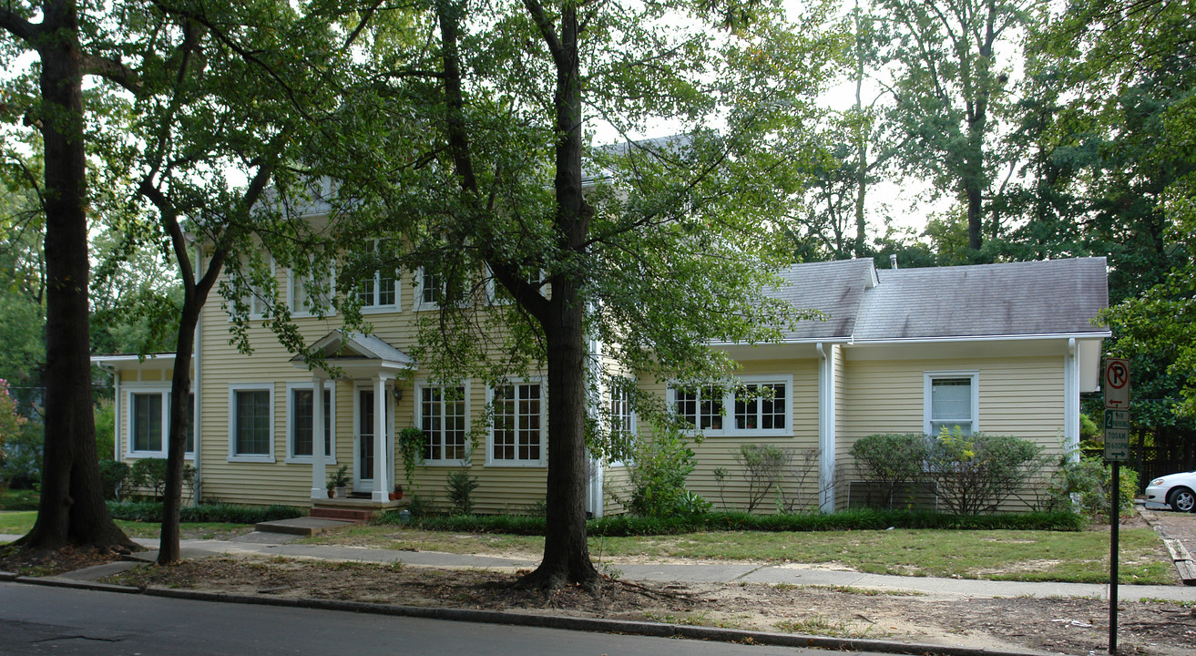 208 N Buchanan Blvd in Durham, NC - Building Photo