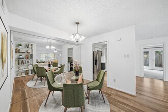1311 Antoine Dr in Houston, TX - Building Photo - Building Photo