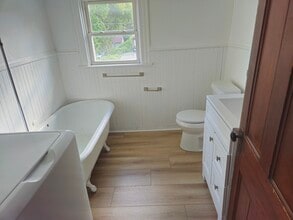 912 E 2nd St in Jamestown, NY - Building Photo - Building Photo