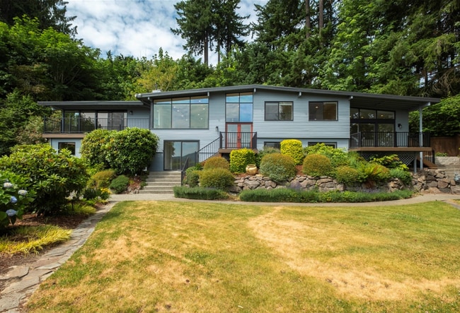 property at 639 West Lake Sammamish Pkwy NE