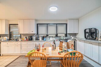 335 Packard St in Ann Arbor, MI - Building Photo - Building Photo