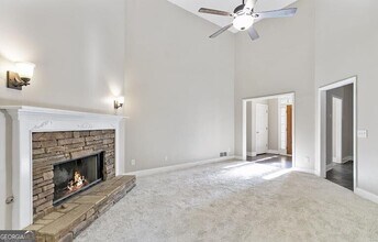 61 Mulberry Pl in Douglasville, GA - Building Photo - Building Photo