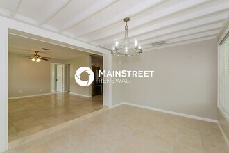 3020 Pafko Dr in Sarasota, FL - Building Photo - Building Photo
