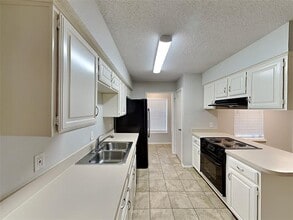 4931 Darrow Ln in Arlington, TX - Building Photo - Building Photo