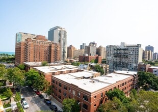 500 W. Belmont in Chicago, IL - Building Photo - Building Photo