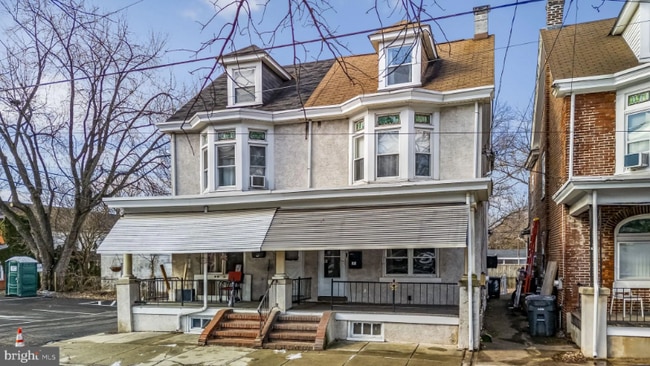 property at 171 N York St