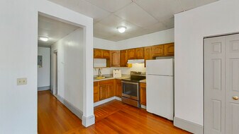 1552 Tremont St, Unit 3R in Boston, MA - Building Photo