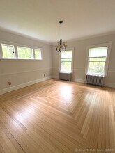 20 Newton Rd in Woodbridge, CT - Building Photo - Building Photo