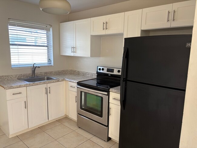 370 SW 1st St, Unit 370 in Boca Raton, FL - Building Photo - Building Photo