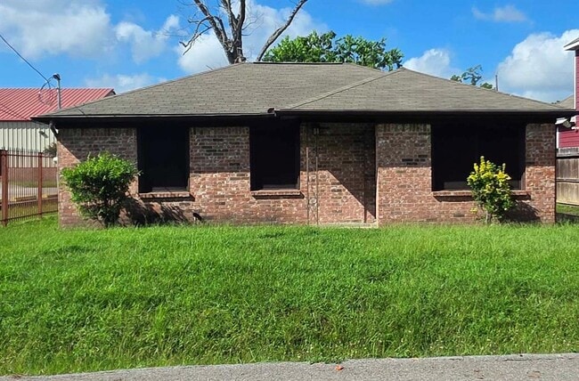 property at 4532 Briscoe St