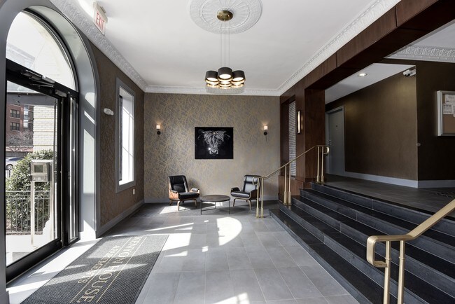 Kenyon Apartments in Washington, DC - Building Photo - Building Photo