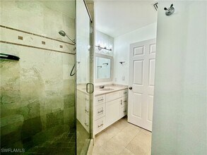 709 Landover Cir in Naples, FL - Building Photo - Building Photo