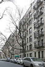 Trinity Court in New York, NY - Building Photo - Primary Photo