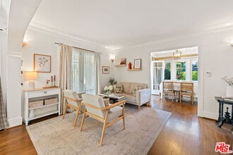 424 S Columbus Ave in Glendale, CA - Building Photo - Building Photo