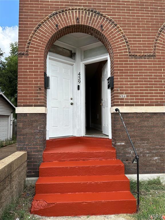 property at 439 Fassen St