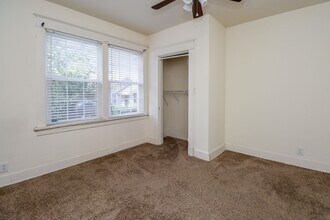 1106 Hamilton Way in Columbia, MO - Building Photo - Building Photo