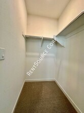 26916 Tanager Ln in Valencia, CA - Building Photo - Building Photo