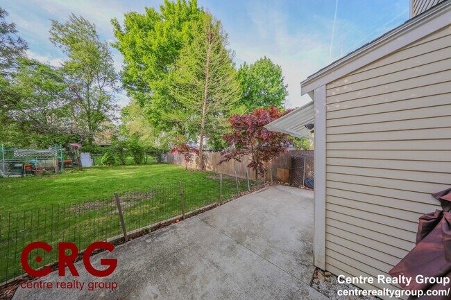 23 Indiana Ter, Unit 1 in Newton, MA - Building Photo - Building Photo