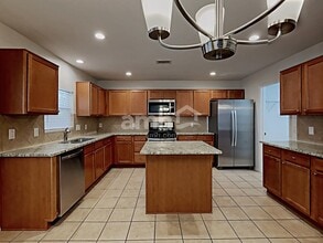 2822 Woodspring Forest Dr in Houston, TX - Foto de edificio - Building Photo