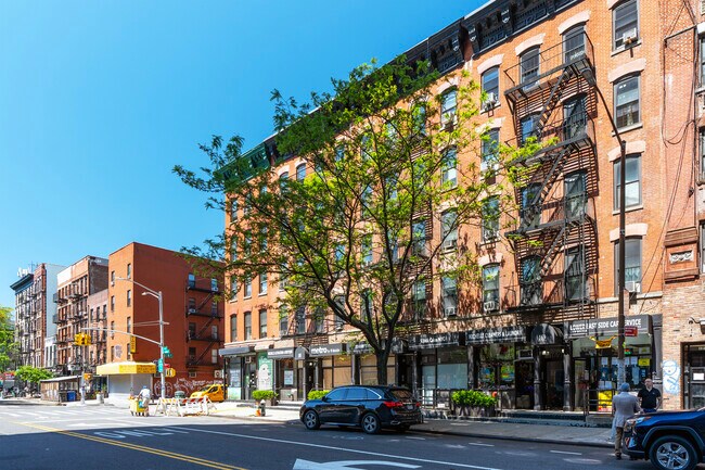 167 Avenue C in New York, NY - Building Photo - Building Photo