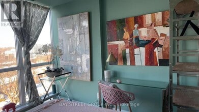 60 Berwick Ave in Toronto, ON - Building Photo - Building Photo