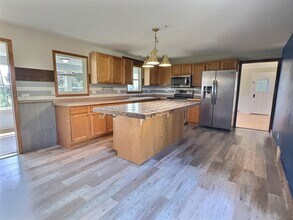 11622 Adney Rd in Portage, WI - Building Photo - Building Photo