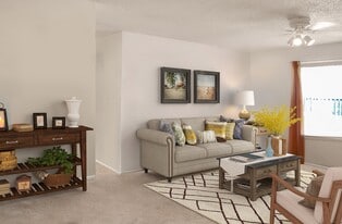 Parkway Villas in Wichita Falls, TX - Building Photo