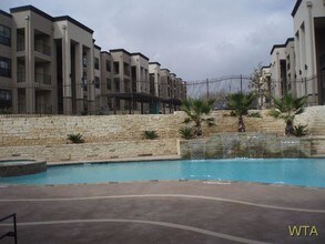 6201 Grissom Rd in San Antonio, TX - Building Photo - Building Photo