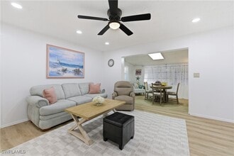 2261 11th St N in Naples, FL - Building Photo - Building Photo