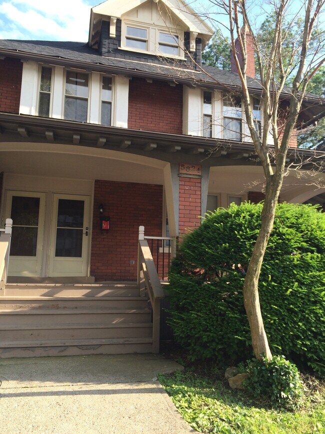 5824 Phillips Ave, Unit #3 in Pittsburgh, PA - Building Photo - Building Photo