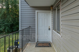 1700 14th Ave E in Jasper, AL - Building Photo - Building Photo