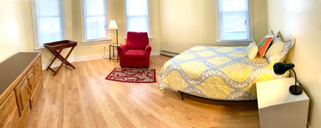 206 California Ave in Providence, RI - Building Photo - Building Photo