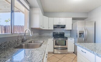 6405 S El Camino Dr in Tempe, AZ - Building Photo