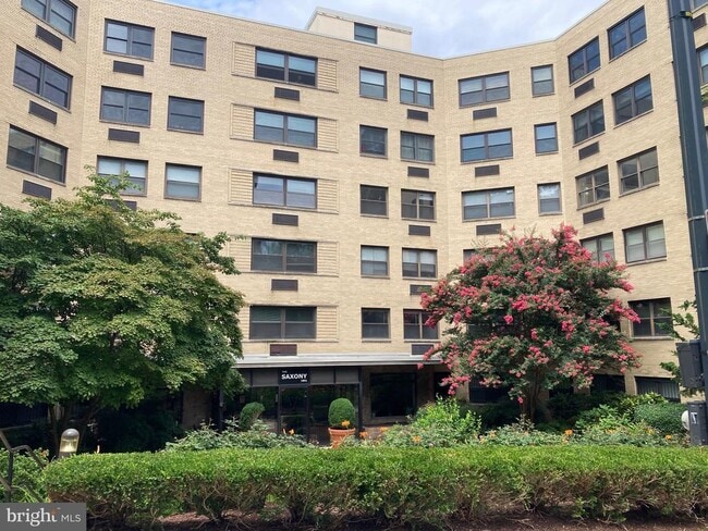 property at 1801 Clydesdale Pl NW