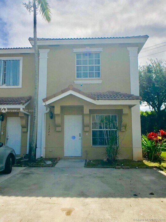 12224 S W 8th Ct in Pembroke Pines, FL - Building Photo