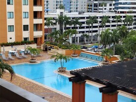 110 N Federal Hwy in Fort Lauderdale, FL - Building Photo