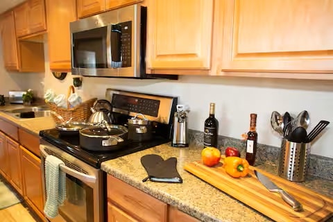 property at 1003 N Matterhorn Rd