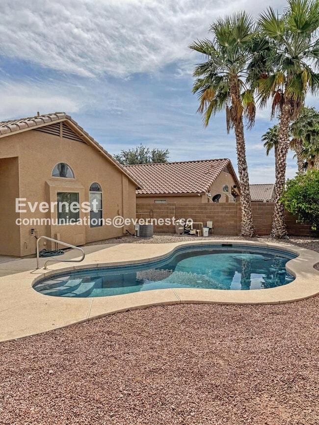 42520 W Hall Dr in Maricopa, AZ - Building Photo - Building Photo