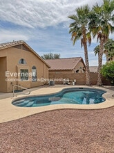 42520 W Hall Dr in Maricopa, AZ - Foto de edificio - Building Photo