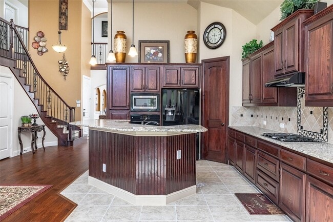 6728 S Fork Dr in North Richland Hills, TX - Building Photo - Building Photo