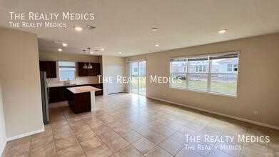 2654 Autumn Peace Dr in Kissimmee, FL - Building Photo - Building Photo