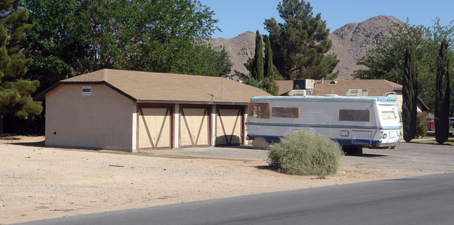 20460 Rimrock Rd in Apple Valley, CA - Building Photo - Building Photo