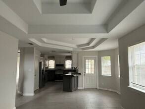 421 Richmond Dr in Pharr, TX - Building Photo - Building Photo