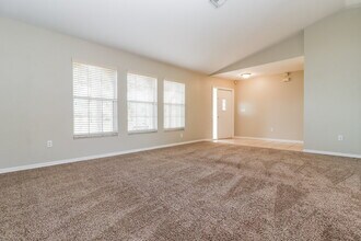 219 Trafalgar Pkwy in Cape Coral, FL - Building Photo - Building Photo