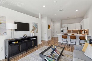 2990 Reagan St in Dallas, TX - Building Photo