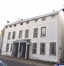 223-225 Allen St in Hudson, NY - Foto de edificio - Building Photo