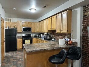 8 Bremen St in Boston, MA - Building Photo - Building Photo